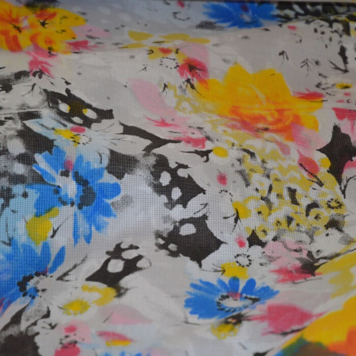 Plátno s vazbou kanava s barevnými květy