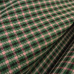 Plášťovka se zelenou a růžovou s kostkou