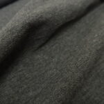 Úplet tm. šedé piké