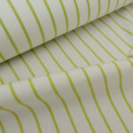 Plátno bílé se zeleným pruhem