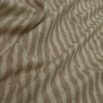 Batist s šedobéžovým a starorůžovým vzorem