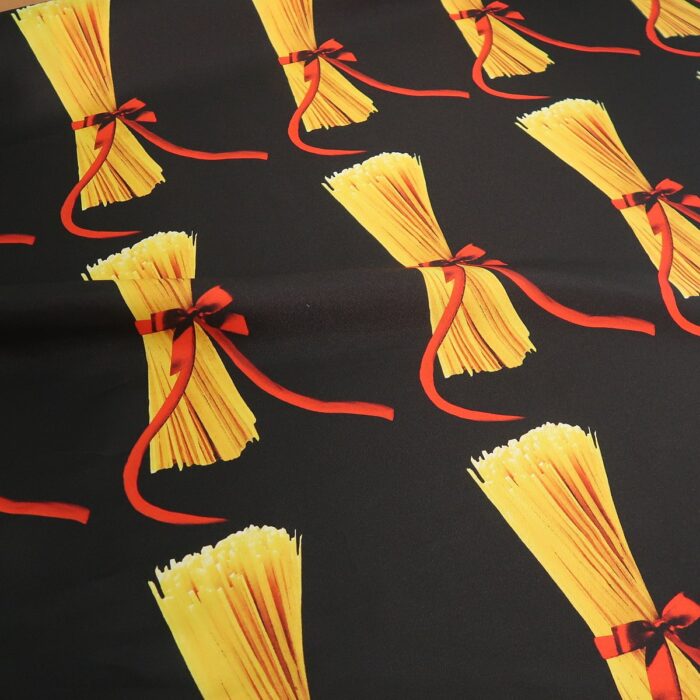 Serž tuhý černý se vzorem špaget Dolce&Gabbana