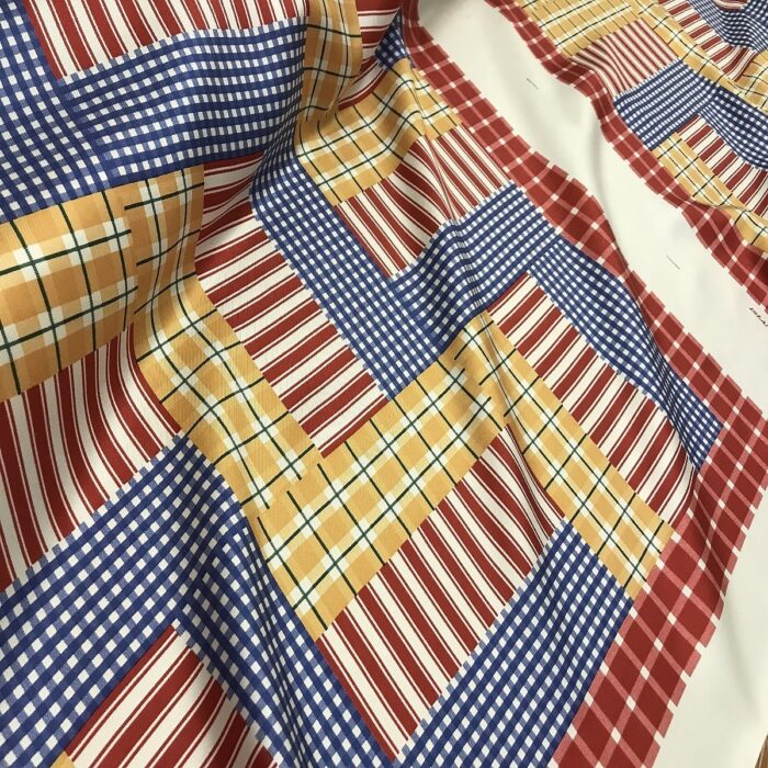 Serž kravatový se vzorem patchwork