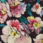 Satén lilkově fialový s většími květy