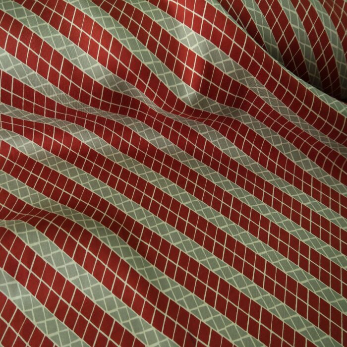 Serž kravatový s cihlově červeným vzorem