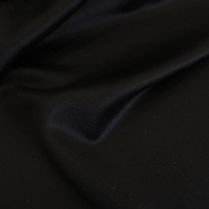 Kabátovka černá s kašmírem