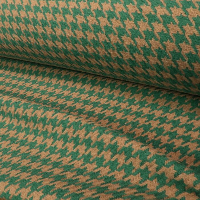 Kabátovka homspen s hnědo-zelenou kohoutí stopou