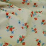 Manžestr smetanový s drobnými květy