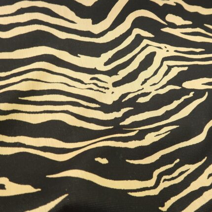 Žakár černo-hnědý se vzorem zebry