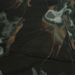 Serž viskózový černý se vzorem