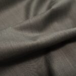 Vlněný serž šedý