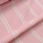 Batist bílý s růžovým pepitem a ažurovými proužky