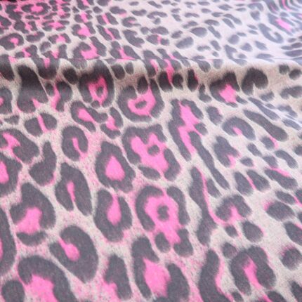 Kabátovka neonově růžová s šedým leopardím vzorem