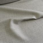 Homspen s šedo-bílou kohoutí stopou lněný s hedvábím