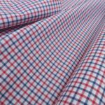 Popelín bílý s tmavě růžovou a modrou kostkou