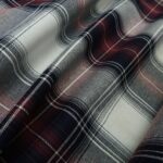 Serž bílý s modro-vínovou kostkou košilový