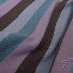 Pletenina s barevnými pruhy