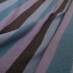 Pletenina s barevnými pruhy