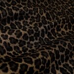 Žakár hnědý s černým žinylkovým vzorem á la jaguáří srst