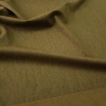 Vlněný serž hnědý