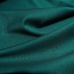 Vlněný serž zelený