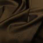 Vlněný serž hnědý