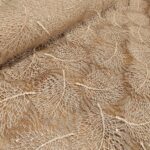 Krajka béžová se vzorem lístků