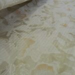 Voál bílý s lurexovými proužky