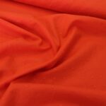 Batist červený s vyšívanými puntíky