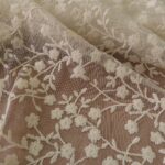 Krajka bílá tylová s bavlněnou výšivkou