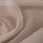 Organza pudrová