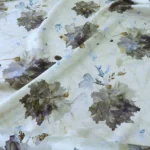 Ponžé bílé s květinovým vodovým vzorem