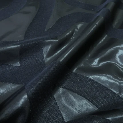 Žakár petrolejový s leskem