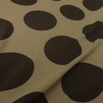Serž béžový s hnědými velkými puntíky